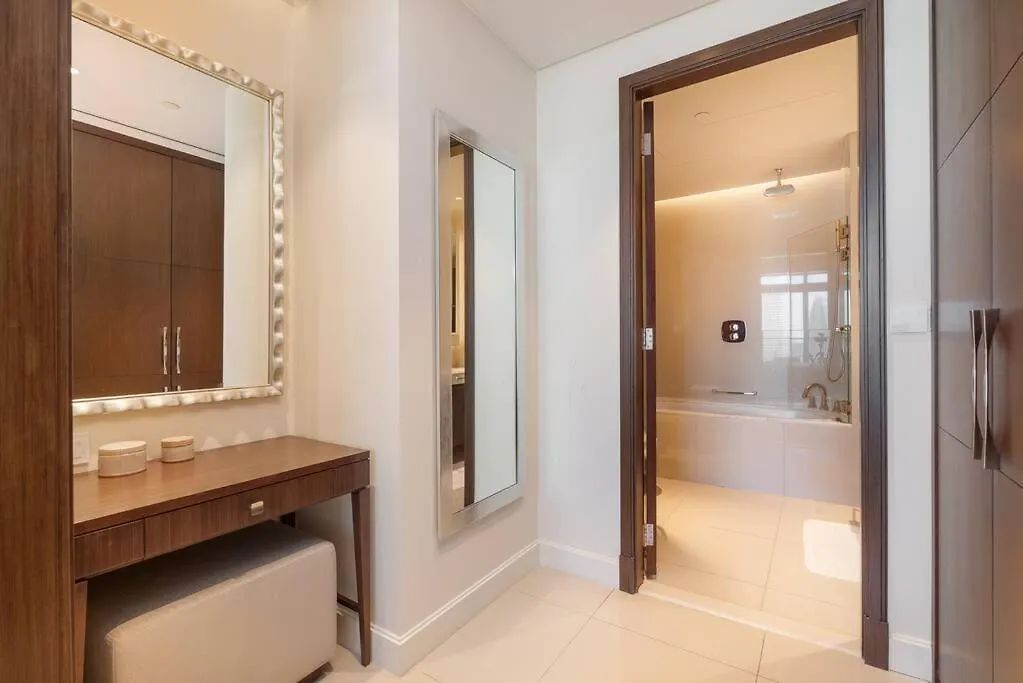 Luxury Living - Spectacular Burj Khalifa Views Apartment Dubai