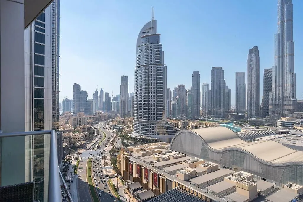 Luxury Living - Spectacular Burj Khalifa Views Apartment Dubai